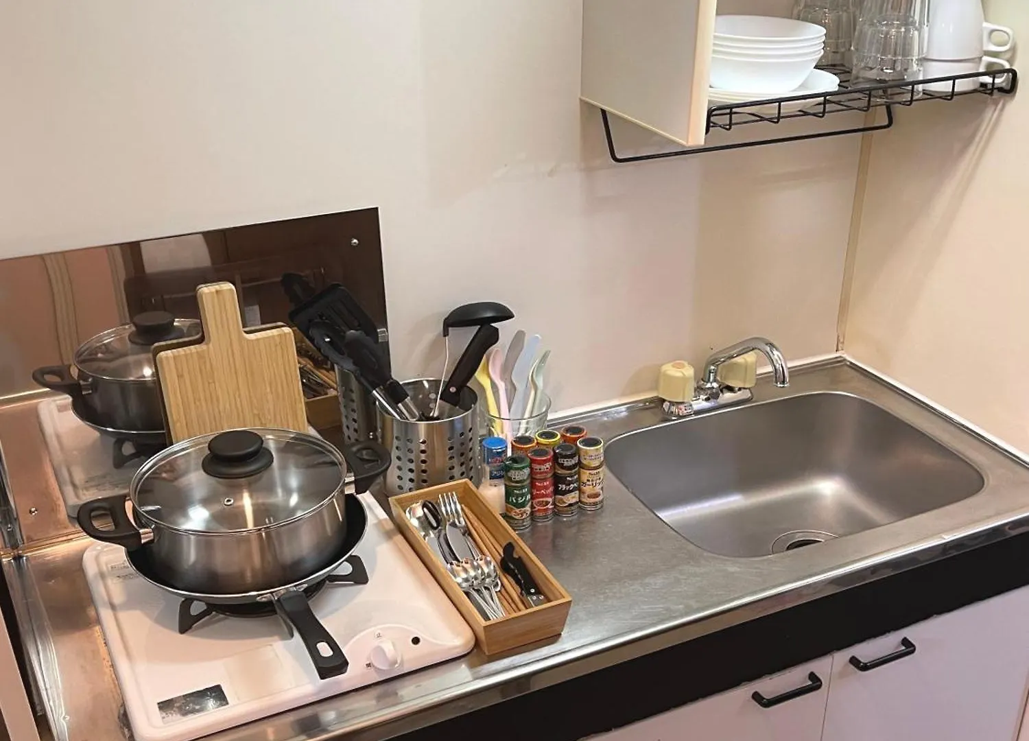 新宿まで2分！清潔で安全な部屋！Wifi無料！#1 Tokyo 0*,  Japan